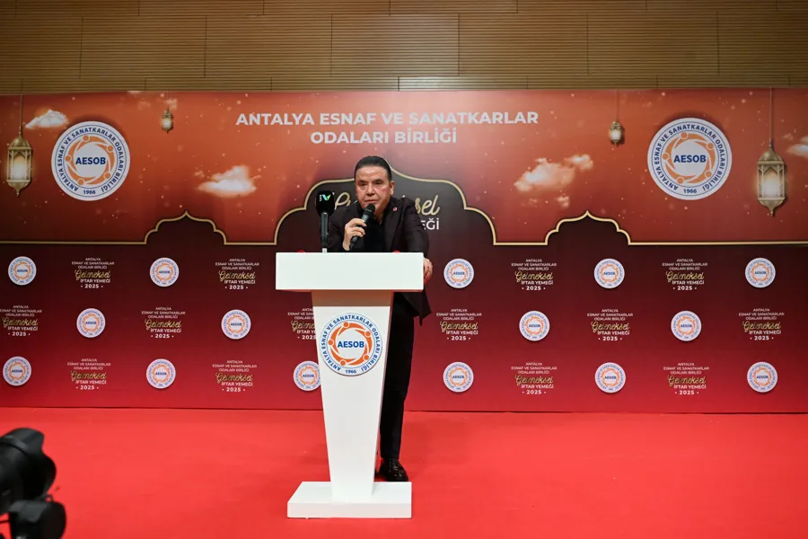 Başkan Muhittin Böcek, AESOB’un Geleneksel İftar Programına Katıldı 1 Başkan Muhittin Böcek, AESOB’un Geleneksel İftar Programına Katıldı 1