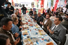 Büyükşehir’in İftar Sofrası Horozköy Pazaryeri’nde Kuruldu (2)