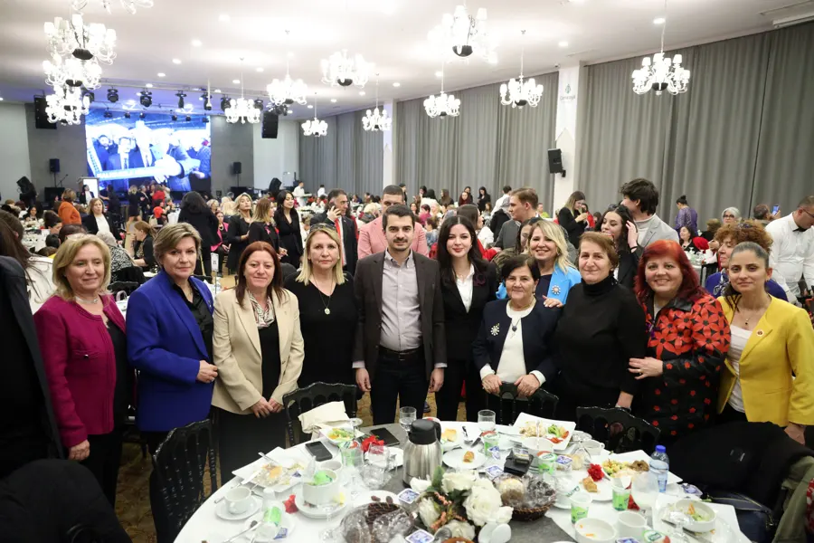 Çankaya'da Kadın Muhtarlar İftarda Buluştu 2 Çankaya'da Kadın Muhtarlar İftarda Buluştu 2