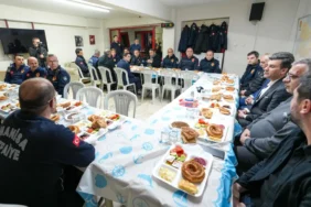 Başkan Zeyrek, İtfaiye Personeli ile Sahurda Buluştu (1)