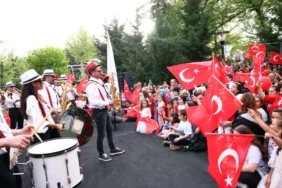 2024_04_23_23 Nisan_Kuğulupark_Bando ve Hoy-Tur (22)