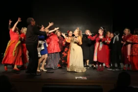 KANLI NİGAR (3)