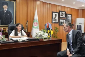 23 NİSAN'DA MAKAM ÇOCUKLARIN (1)