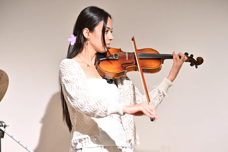 Genç Müzisyenler MAGSO İçin Sahneye Çıktı: İlk Konser 19 Mayıs’ta 3 Genç Müzisyenler MAGSO İçin Sahneye Çıktı: İlk Konser 19 Mayıs’ta 3