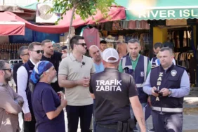 bodrum_belediyesi_başkan_mandalinci_gümbet’te_esnaf_ve_vatandaşlarla_buluştu (2)