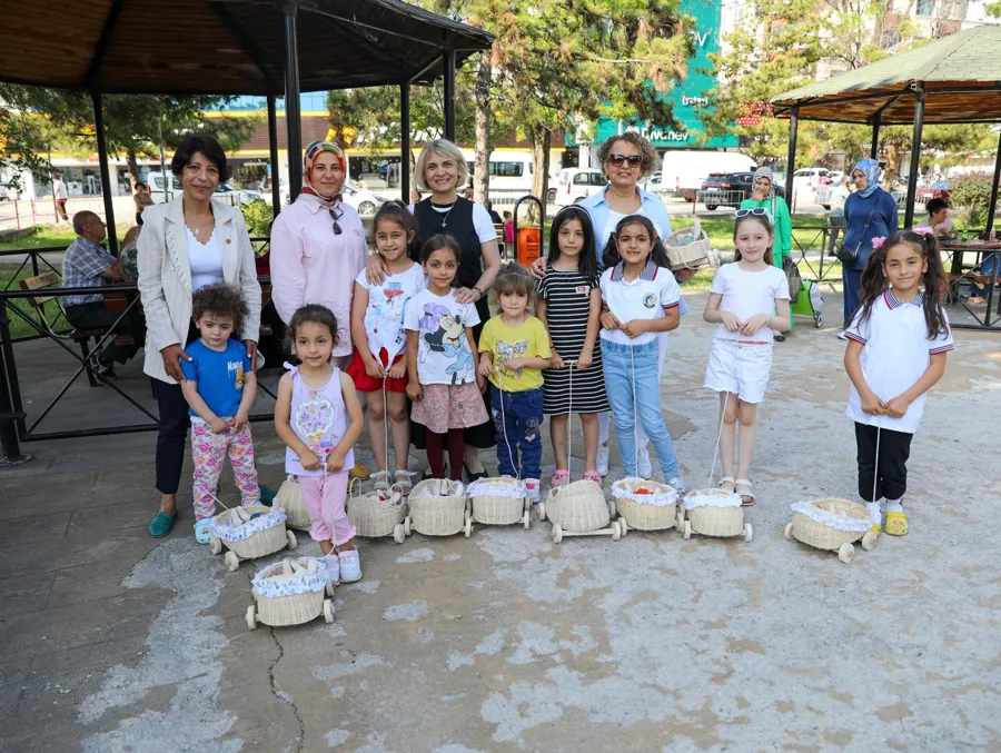 Etimesgut’ta Başkan Yardımcısı Keyvan’dan Öğrencilere Sürpriz 2