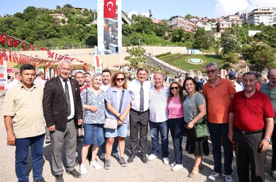 Zonguldak’ın Simge Sahilleri Yenilendi: Orta Kapuz ve Tersane Plajları Hizmete Açıldı 1 Zonguldak’ın Simge Sahilleri Yenilendi: Orta Kapuz ve Tersane Plajları Hizmete Açıldı 1