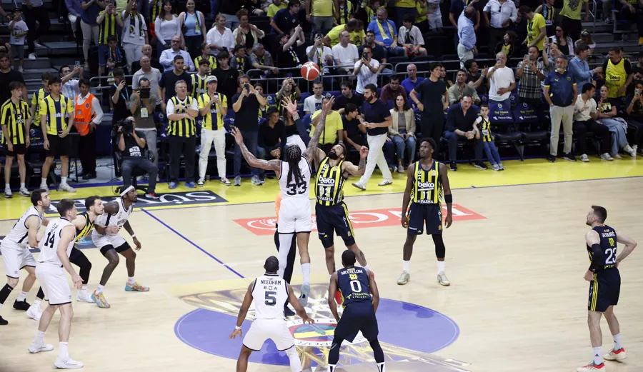 Fenerbahçe Beko Final Serisine Galibiyetle Başladı: 94-76 4 Fenerbahçe Beko Final Serisine Galibiyetle Başladı: 94-76 4