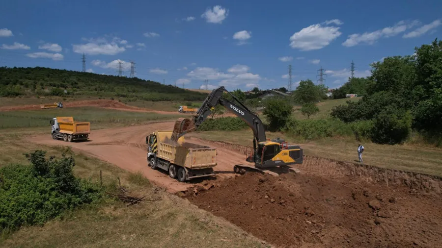 Başkan Büyükakın, Kocaeli Stadyumu’ndaki Çalışmaları Yerinde İnceledi 1 Başkan Büyükakın, Kocaeli Stadyumu’ndaki Çalışmaları Yerinde İnceledi 1