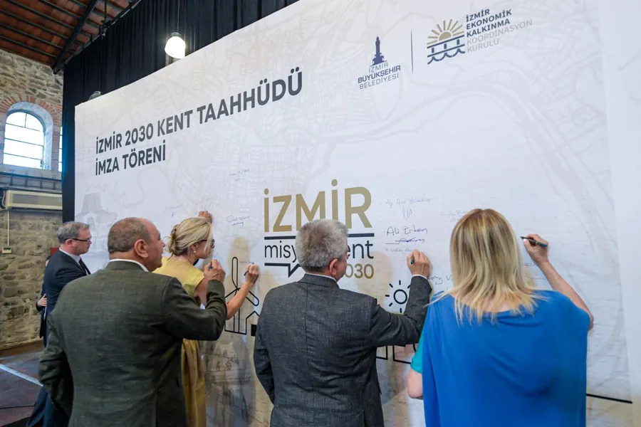 İzmir, 2030 İçin Karbon Nötr Kent Yolculuğuna Resmen Başladı 1 İzmir, 2030 İçin Karbon Nötr Kent Yolculuğuna Resmen Başladı 1