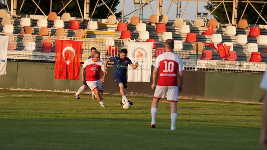 Başkan Çavuşoğlu İlk Düdüğü Çaldı! Denizli Büyükşehir’de Kupa Heyecanı Başladı 1 Başkan Çavuşoğlu İlk Düdüğü Çaldı! Denizli Büyükşehir’de Kupa Heyecanı Başladı 1