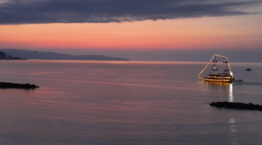 Ordu’da Deniz Keyfi Kuzey Yıldızı ile Bir Başka 3 Ordu’da Deniz Keyfi Kuzey Yıldızı ile Bir Başka 3