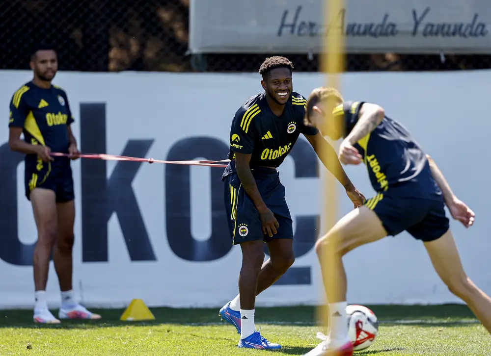 Fenerbahçe Yeni Sezon Hazırlıklarını Sabah Antrenmanıyla Sürdürdü 1 Fenerbahçe Yeni Sezon Hazırlıklarını Sabah Antrenmanıyla Sürdürdü 1