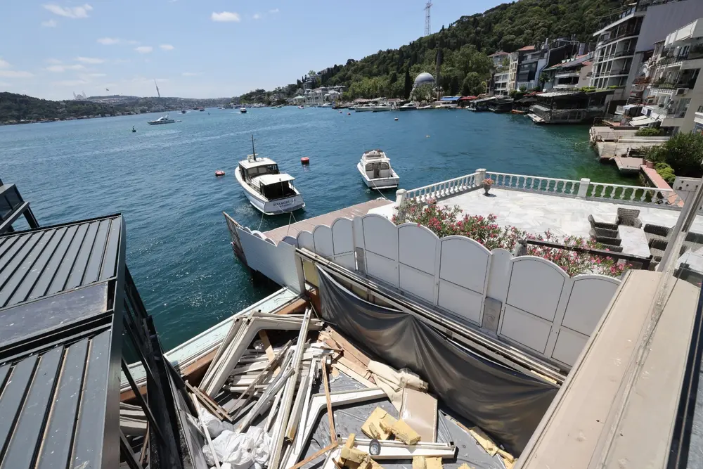 Boğazdaki Kaçak Yapılar İçin İBB Yıkım Sürecini Başlattı 2