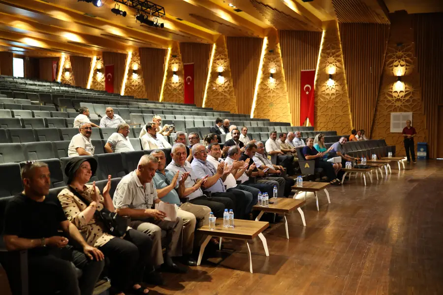 Başkan Deviren: “Gemlik İçin Çözüm Odaklı Çalışıyoruz” 1 Başkan Deviren: “Gemlik İçin Çözüm Odaklı Çalışıyoruz” 1