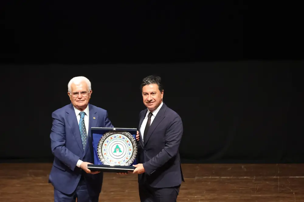 Muğla Büyükşehir'den Amatör Spor Kulüplerine 25 Milyon 400 Bin TL Nakdi Destek 2 Muğla Büyükşehir'den Amatör Spor Kulüplerine 25 Milyon 400 Bin TL Nakdi Destek 2