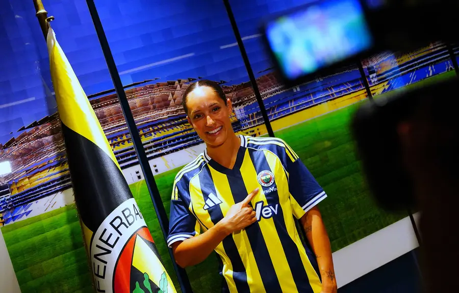 Fenerbahçe arsaVev Kadın Futbol Takımı’nda İki Transfer Birden 2