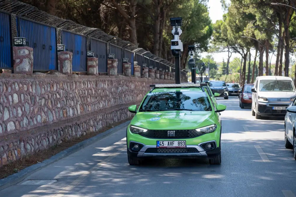 Manisa'da Yapay Zeka Destekli Mobil Denetim Araçları Hizmete Alındı 2 Manisa'da Yapay Zeka Destekli Mobil Denetim Araçları Hizmete Alındı 2