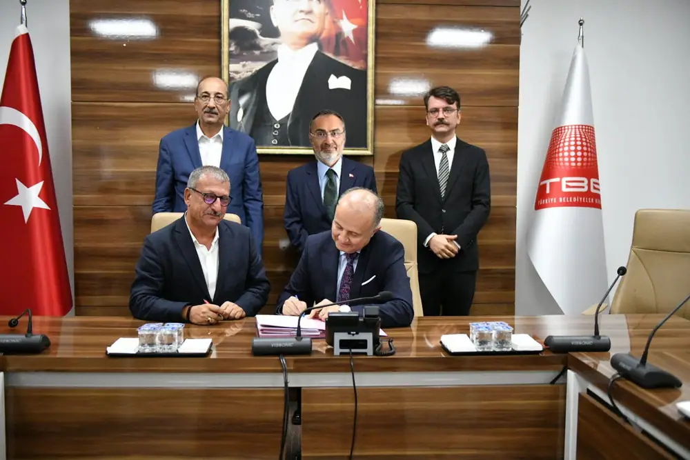 TBB, İlk Toplu İş Sözleşmesini İmzaladı 1 TBB, İlk Toplu İş Sözleşmesini İmzaladı 1