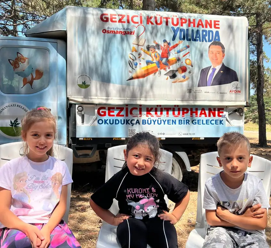 Osmangazi Belediyesi Gezici Kütüphane, 1 Yılda 60 Mahalleyi Ziyaret Etti 1 Osmangazi Belediyesi Gezici Kütüphane, 1 Yılda 60 Mahalleyi Ziyaret Etti 1