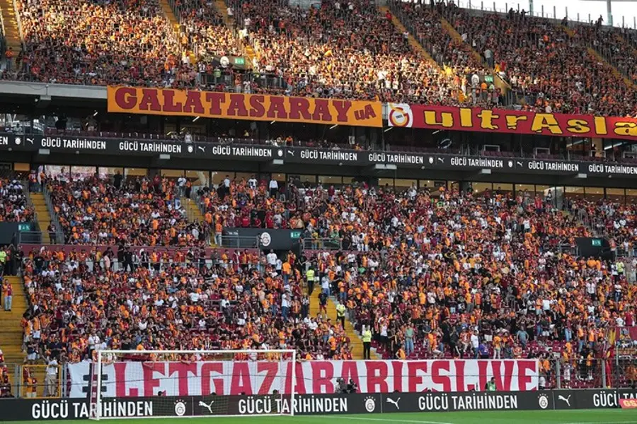 Galatasaray: 2 - Lazio: 2 Geniş Maç Özeti 1 Galatasaray: 2 - Lazio: 2 Geniş Maç Özeti 1