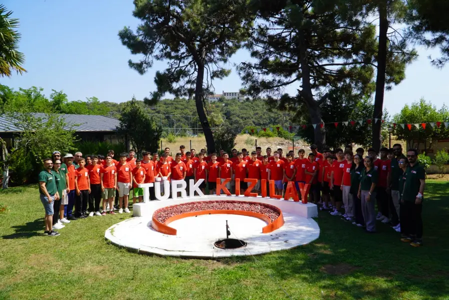 Türk Kızılay Yaz Boyunca 53 İlden Gençleri Ağırlıyor 2 Türk Kızılay Yaz Boyunca 53 İlden Gençleri Ağırlıyor 2