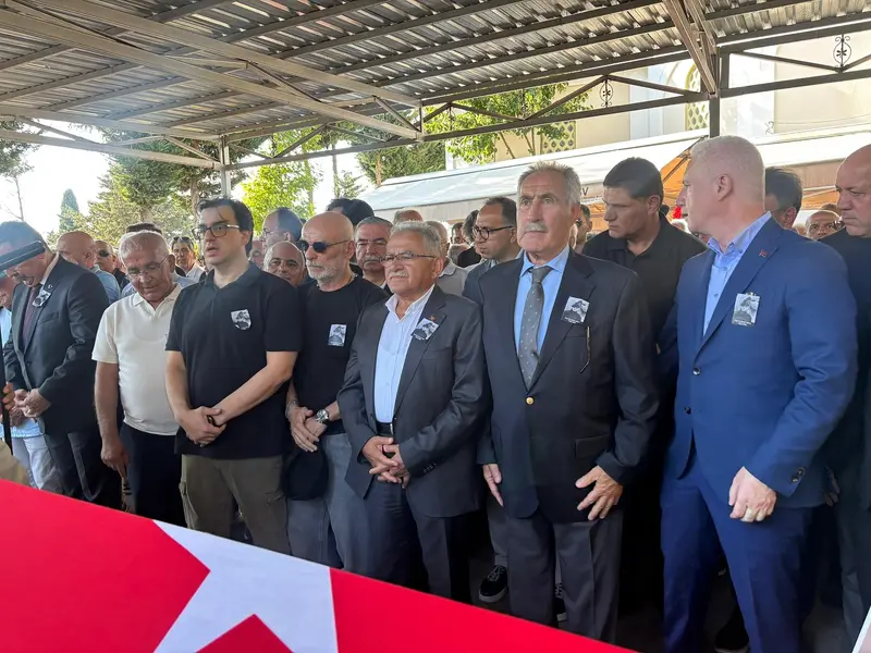 Prof. Dr. Metin Sözen Son Yolculuğuna Uğurlandı 1