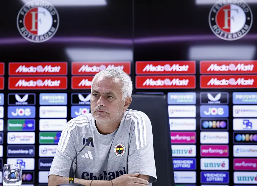 Mourinho Feyenoord Maçı Öncesi Konuştu: "Bizim İçin Güzel Bir Meydan Okuma Olacak" 1 Mourinho Feyenoord Maçı Öncesi Konuştu: "Bizim İçin Güzel Bir Meydan Okuma Olacak" 1