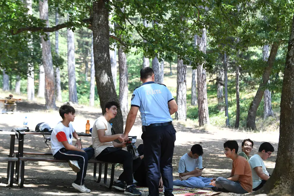 Osmangazi Belediyesi, Orman Yangınlarına Karşı Piknik Alanlarında Denetimleri Artırdı 1 Osmangazi Belediyesi, Orman Yangınlarına Karşı Piknik Alanlarında Denetimleri Artırdı 1