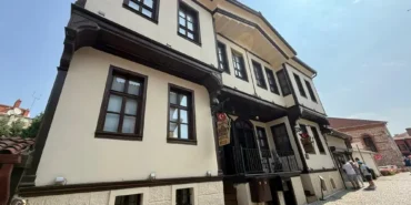 BÜYÜKŞEHİRDEN TARİHİ ODUNPAZARI BÖLGESİNE BİR İŞLETME DAHA (4)