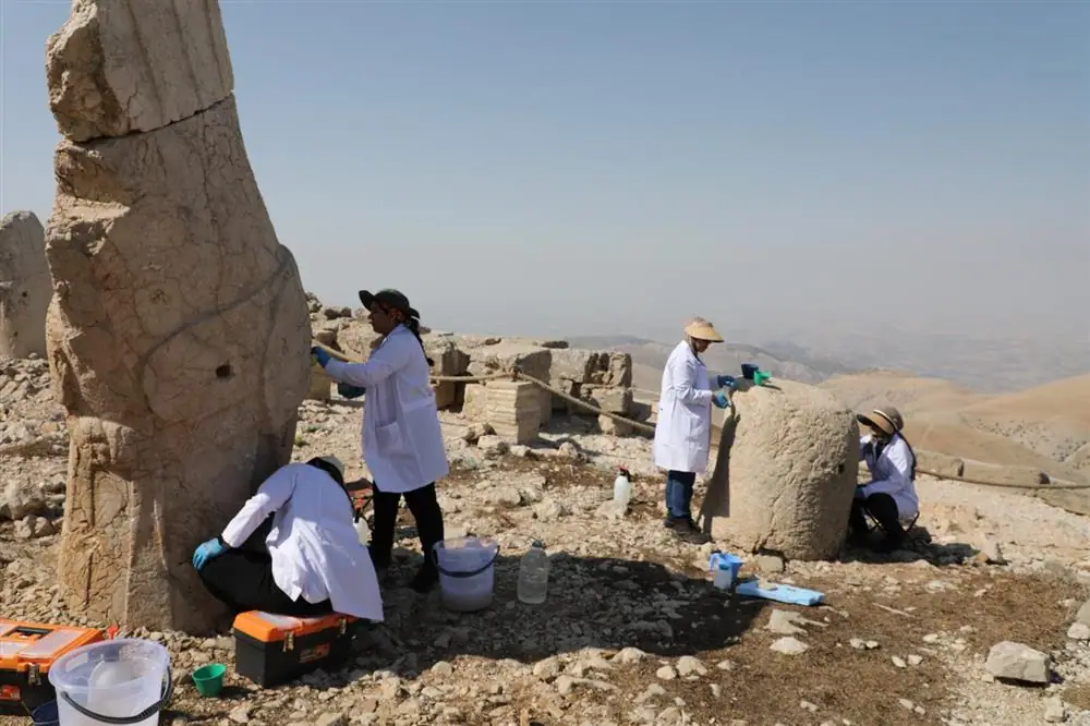 Nemrut Dağı'ndaki Dev Heykellere Nano Teknoloji ile Koruma 2