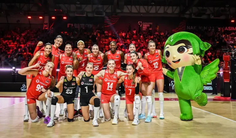 A Milli Kadın Voleybol Takımı Ankara'da Parkeye Çıkıyor 11 Filenin_Sultanları_Galibiyet