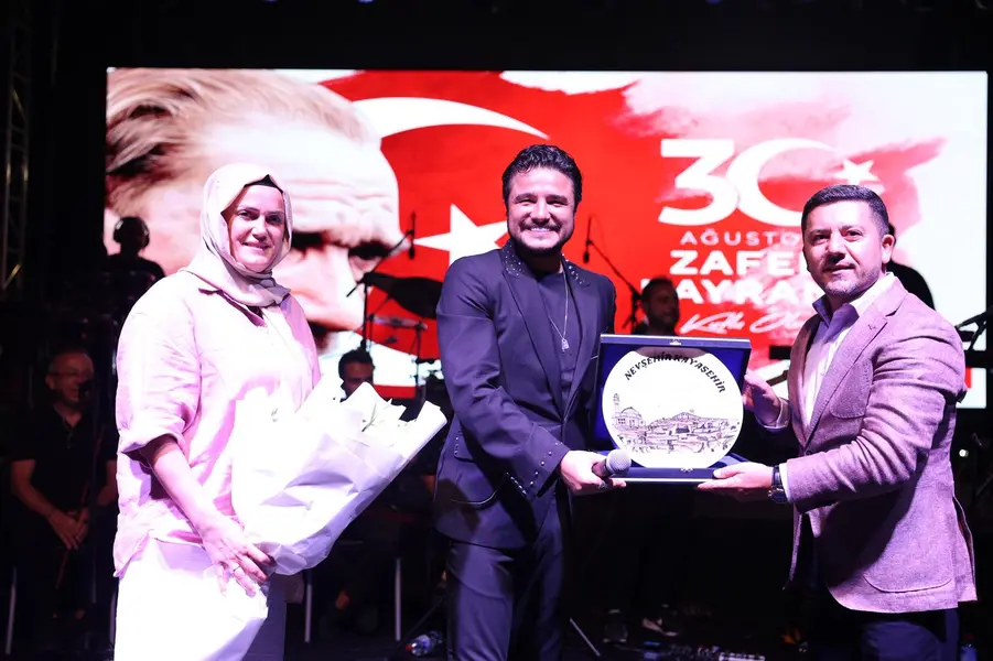 Nevşehir'de 30 Ağustos Zafer Bayramı Konseri Düzenlendi 2 Nevşehir'de 30 Ağustos Zafer Bayramı Konseri Düzenlendi 2