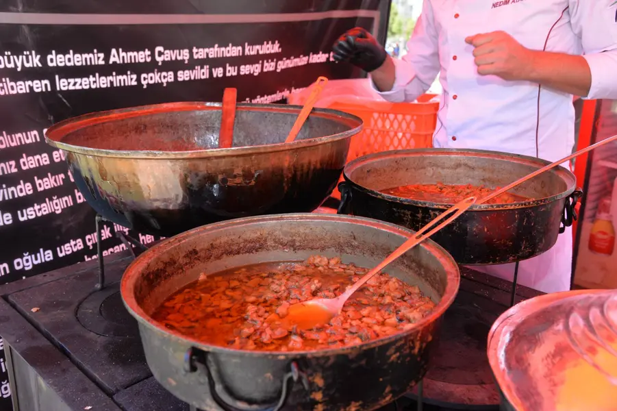 Kahramankazan'da Kavurma ve Gastronomi Festivali Başladı 1 Kahramankazan'da Kavurma ve Gastronomi Festivali Başladı 1