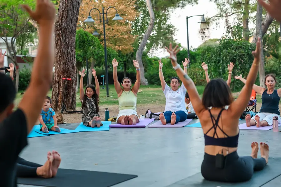 Bodrum'da Açık Hava Yoga Etkinliği Mumcular'da 1