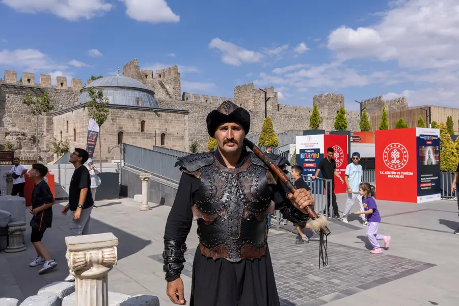 Kayseri'de Türkiye Kültür Yolu Festivali Başladı 1 Kayseri'de Türkiye Kültür Yolu Festivali Başladı 1