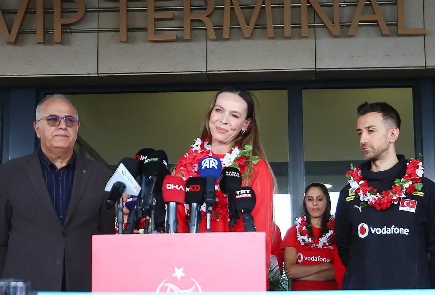 Hande Baladın: "Türk Kadınının Gücünü Bir Kez Daha Gösterdik" 1 Hande Baladın: "Türk Kadınının Gücünü Bir Kez Daha Gösterdik" 1