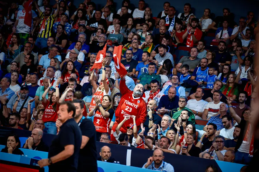 A Erkek Milli Basketbol Takımımız Yarı Finalde 3
