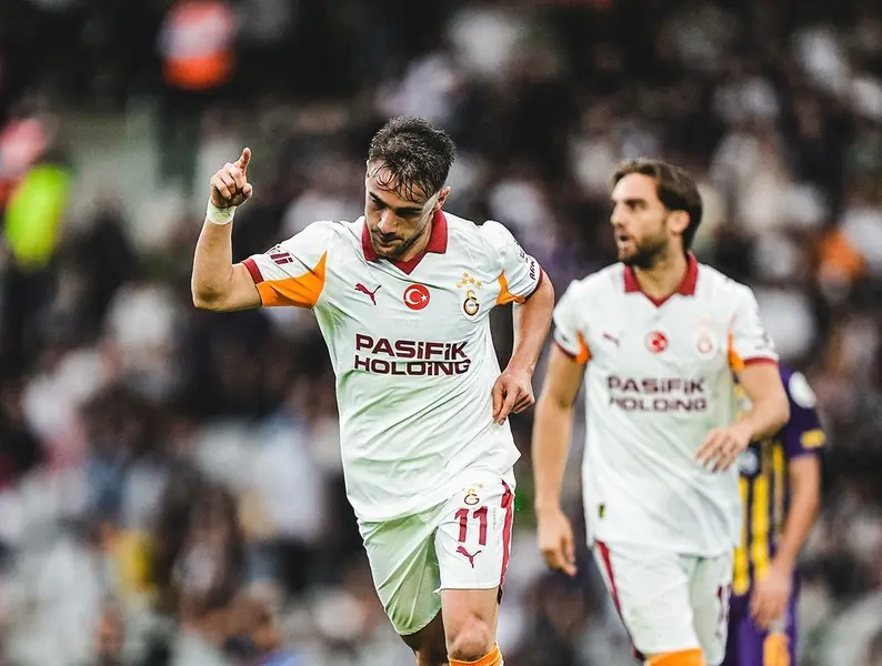 Galatasaray, Eyüpspor'u 2-0 Mağlup Etti 2 Galatasaray, Eyüpspor'u 2-0 Mağlup Etti 2