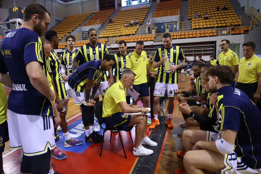 Fenerbahçe Beko, EuroLeague'de Paris Basketbol'u Ağırlıyor 1 Fenerbahçe Beko, EuroLeague'de Paris Basketbol'u Ağırlıyor 1