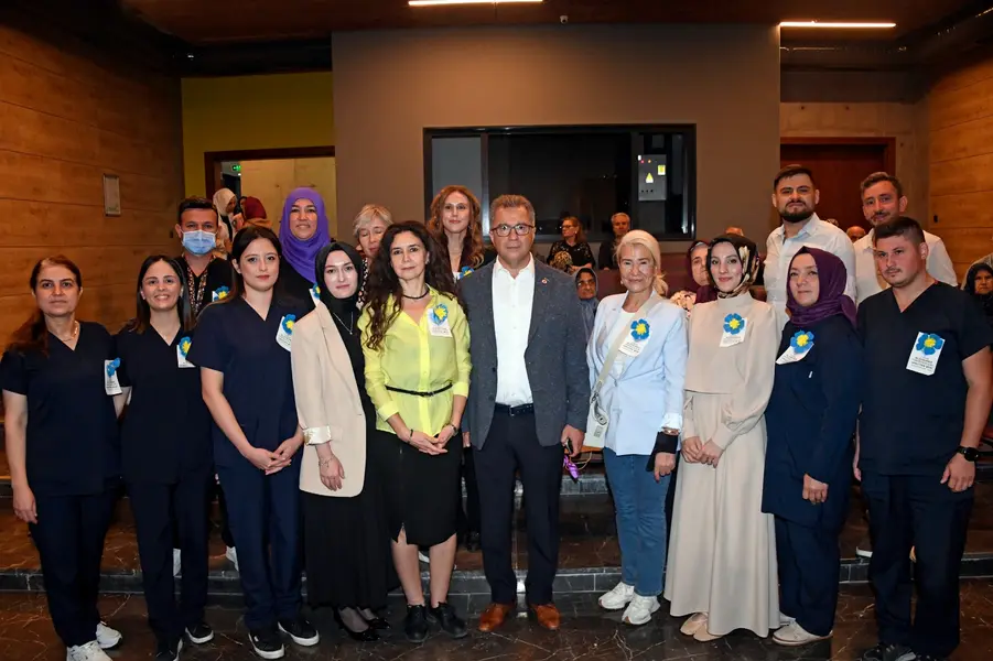 Osmangazi'de Dünya Alzheimer Günü Etkinliği Düzenlendi 1 Osmangazi'de Dünya Alzheimer Günü Etkinliği Düzenlendi 1