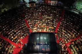 Uluslararası Adana Altın Koza Film Festivali Ceylan Ertem Konseri İle Başladı 10 adana Altın Koza 2