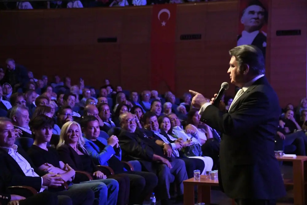 Osmangazi Belediyesi Zeki Müren'i Ölümünün 29'uncu Yılında Andı 1