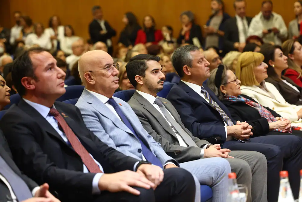 CHP Lideri Özel: "Gerekirse Ölümü Göze Alacağız" 1 CHP Lideri Özel: "Gerekirse Ölümü Göze Alacağız" 1