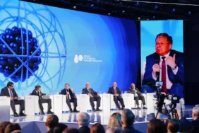 1758970990_Vse_nachinaetsya_s_Atoma