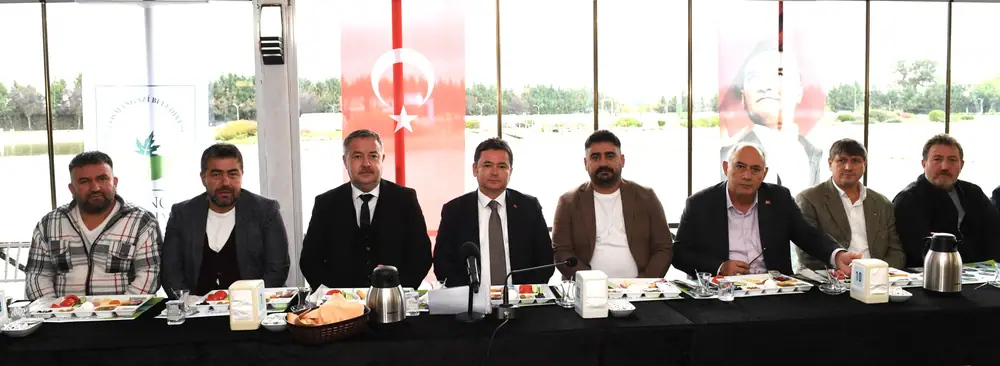 Başkan Aydın Amatör Spor Kulüpleriyle Bir Araya Geldi 1 Başkan Aydın Amatör Spor Kulüpleriyle Bir Araya Geldi 1