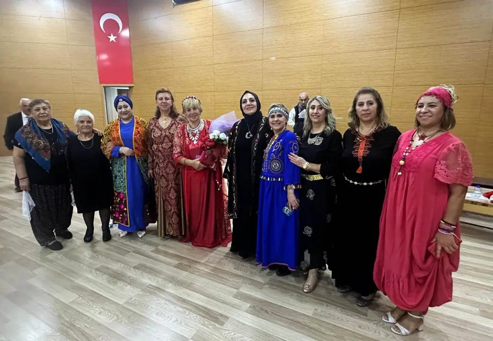 Keçiören'de Emekliler Platformu Sıra Gecesi 1 Keçiören'de Emekliler Platformu Sıra Gecesi 1