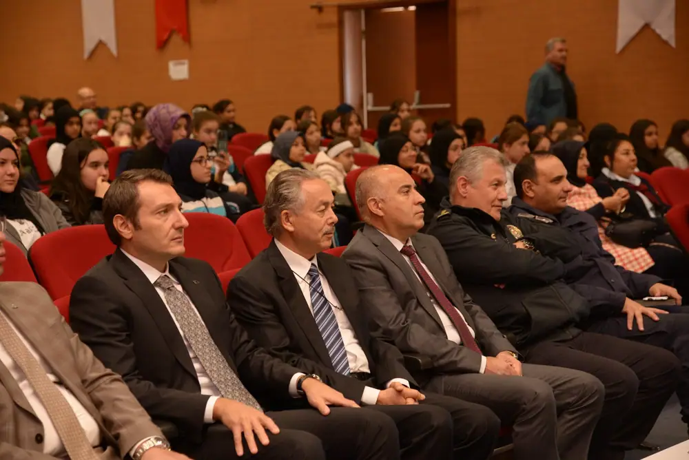 Kahramankazan'da Ankara'nın Başkent Oluşunun 102. Yılı Kutlandı 1 Kahramankazan'da Ankara'nın Başkent Oluşunun 102. Yılı Kutlandı 1