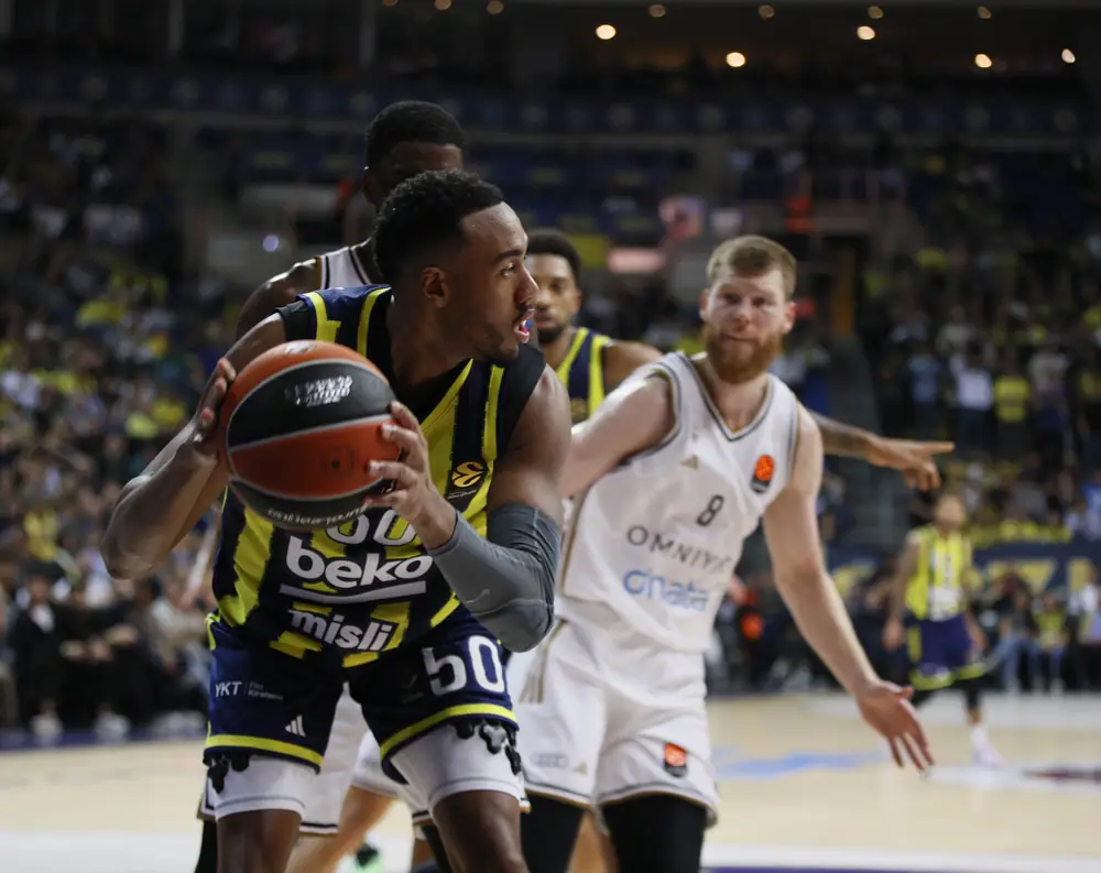 Fenerbahçe Beko, Dubai Basketbol'a Mağlup Oldu 1 Fenerbahçe Beko, Dubai Basketbol'a Mağlup Oldu 1
