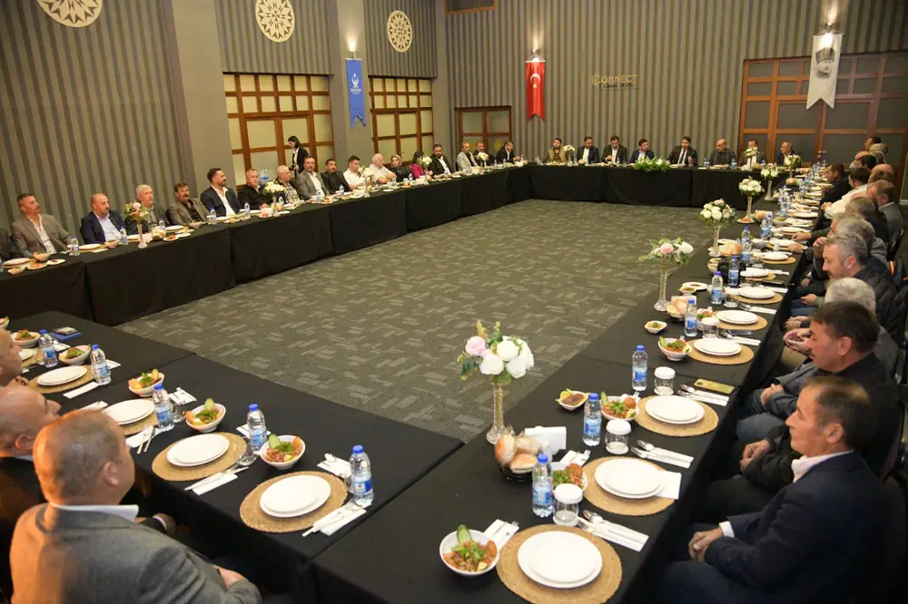 Başkan Çırpanoğlu Muhtarlarla Bir Araya Geldi 1